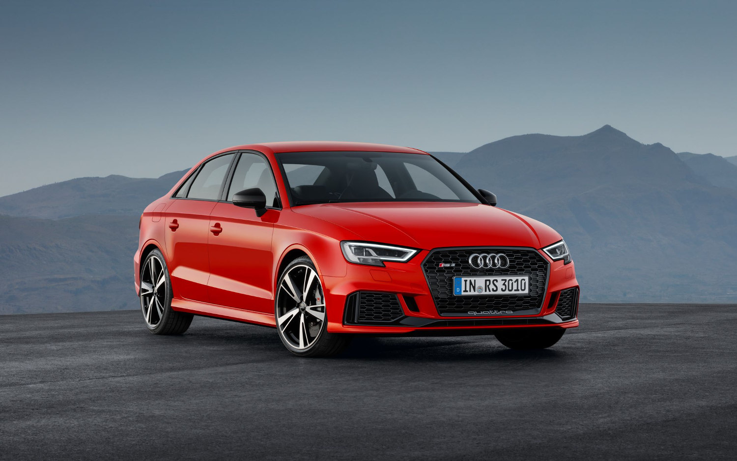 audi-rs-3-quattro-2019-suv-drive